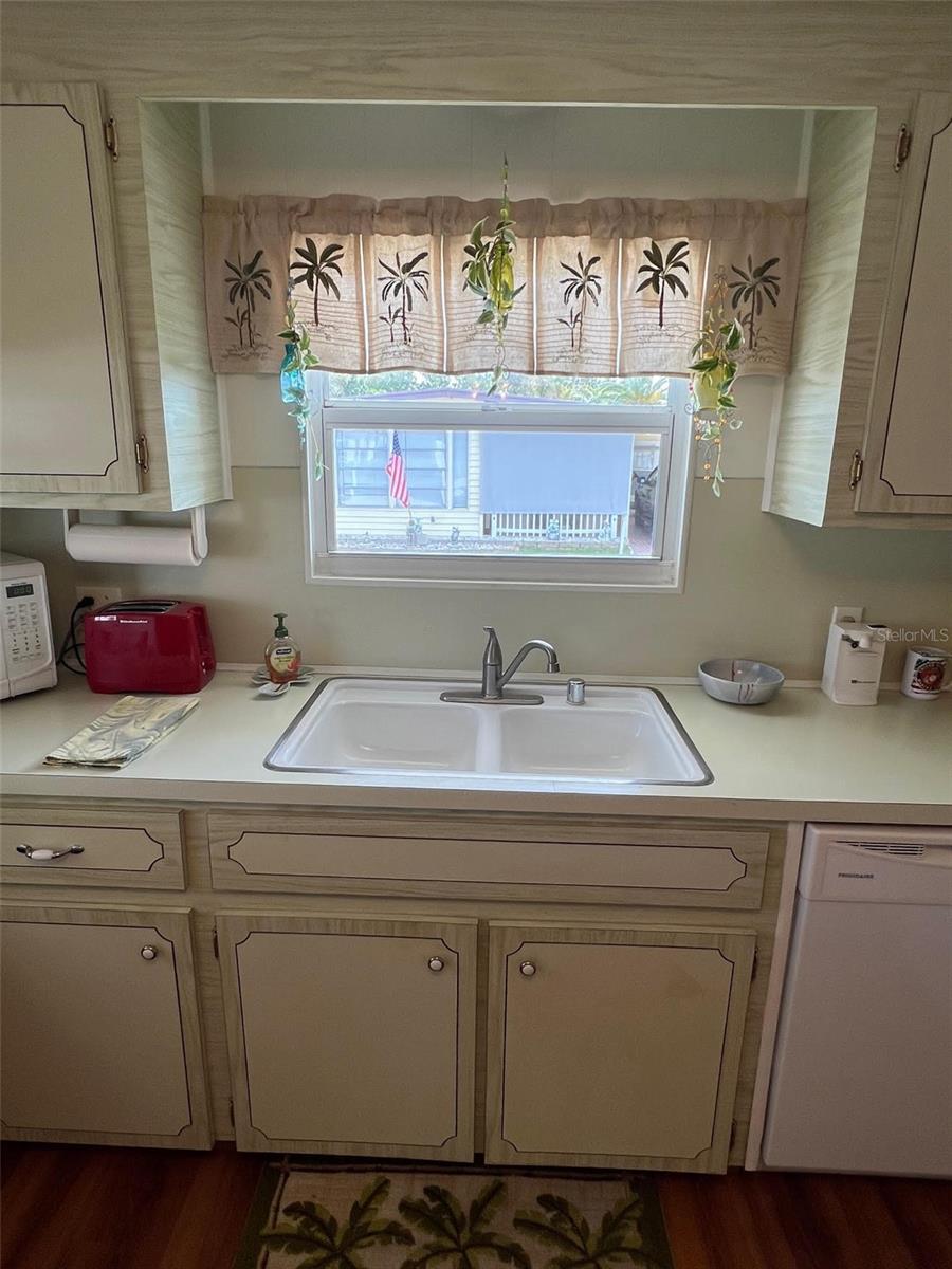 TB8450291 Property Photo