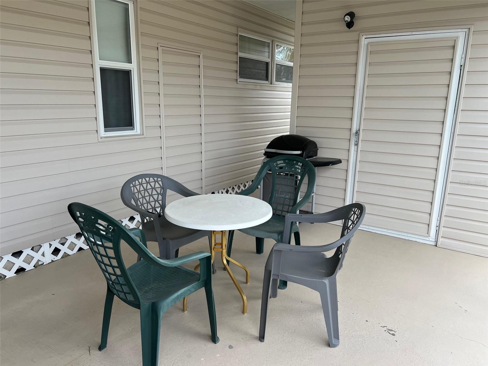 TB8450291 Property Photo