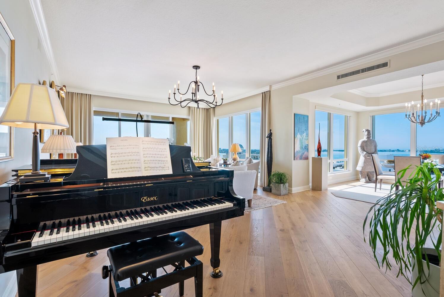 A4672912 Property Photo