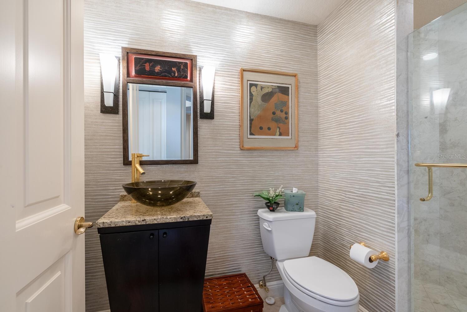 A4672912 Property Photo