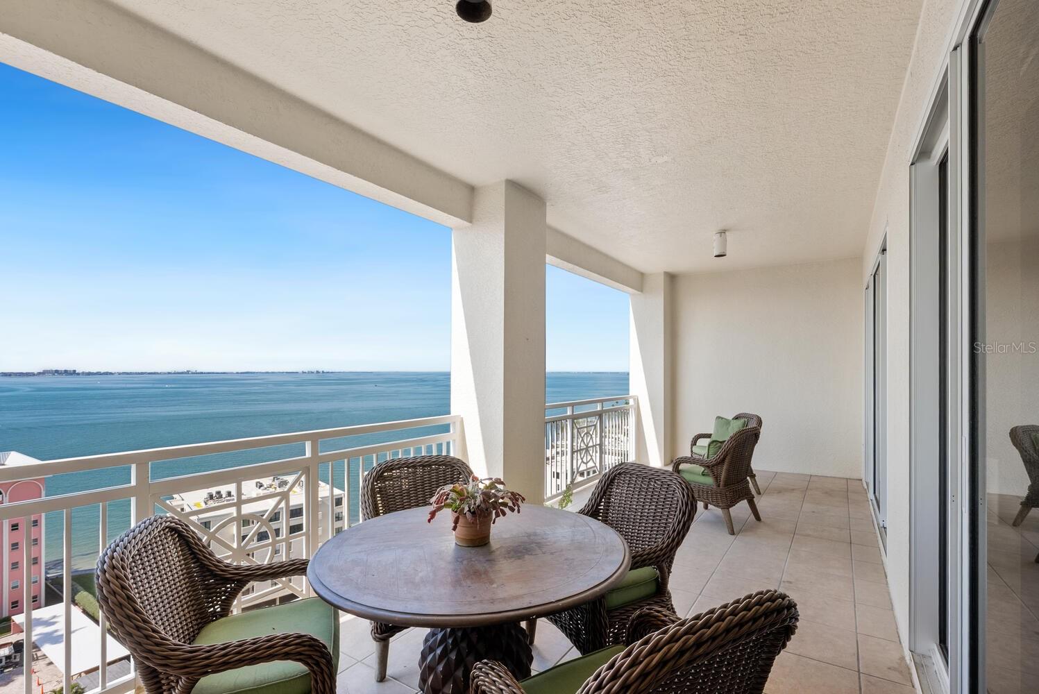 A4672912 Property Photo