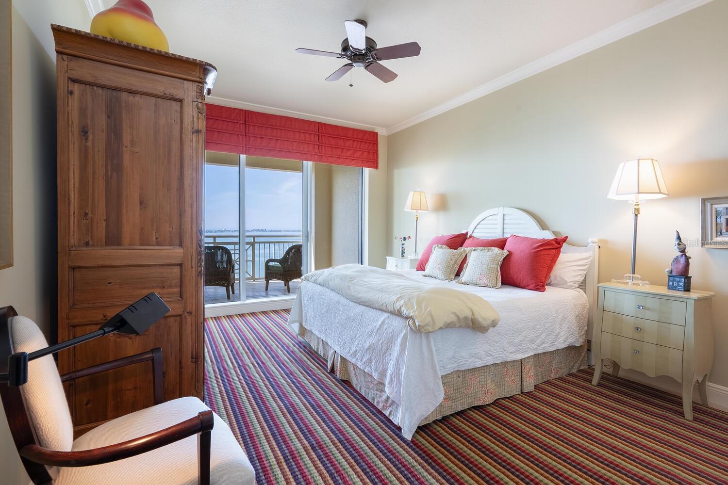 A4672912 Property Photo