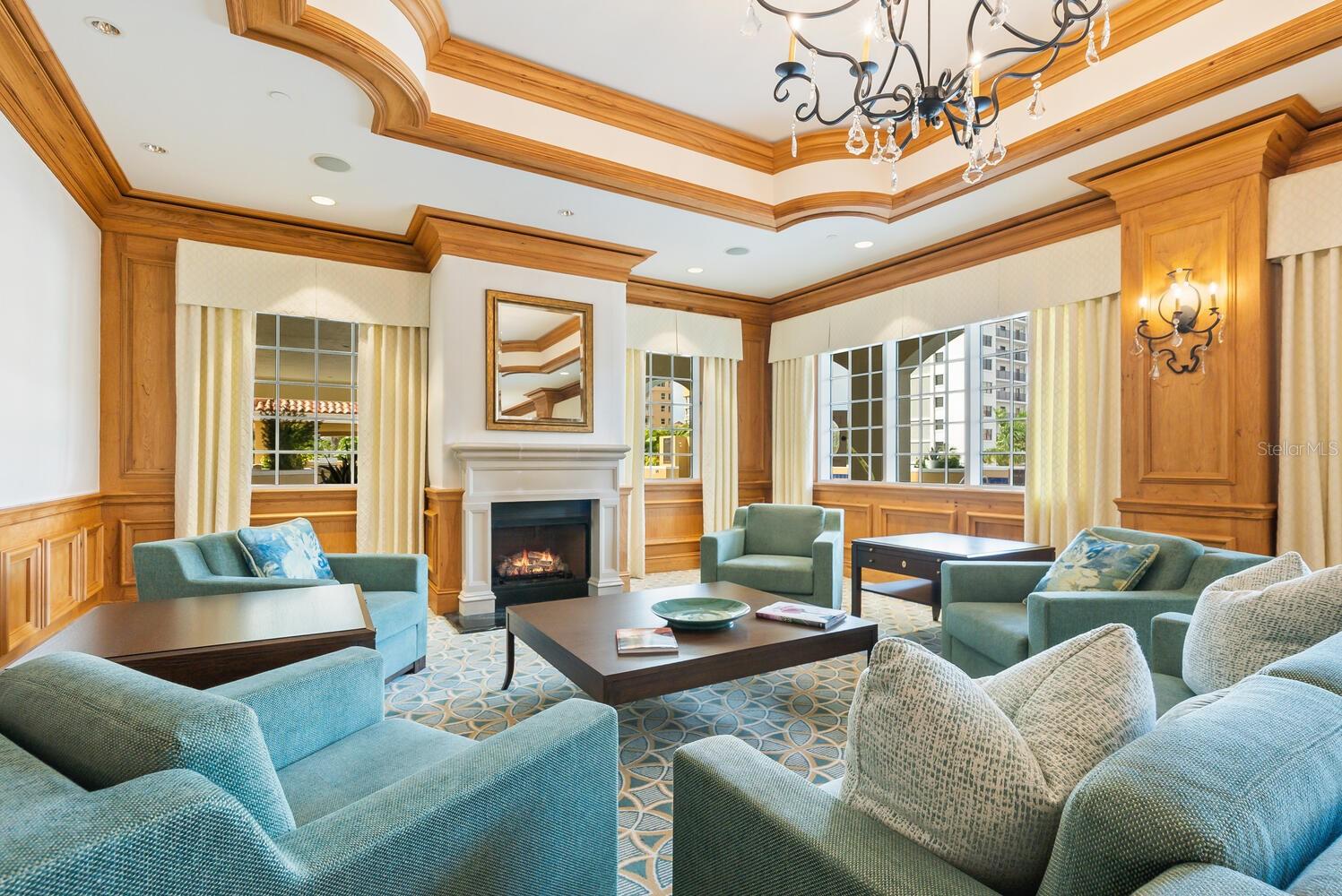 A4672912 Property Photo