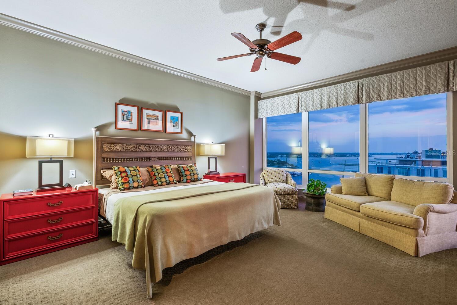 A4672912 Property Photo