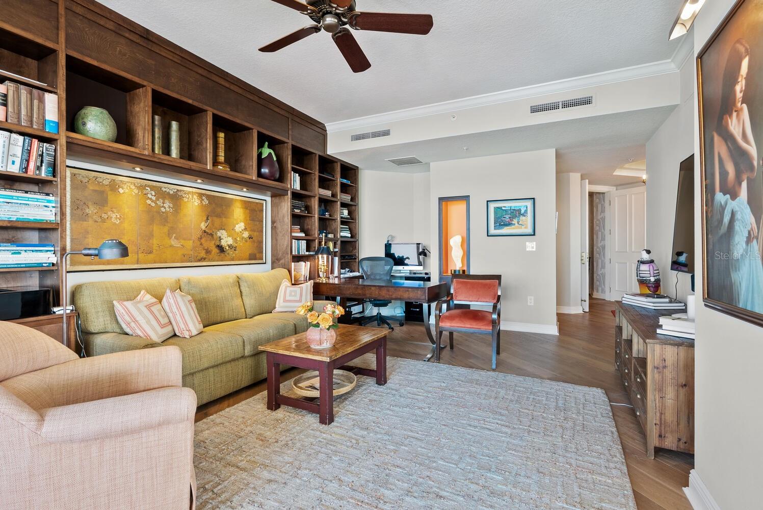 A4672912 Property Photo