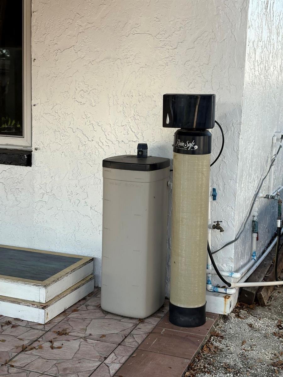 Water softner system