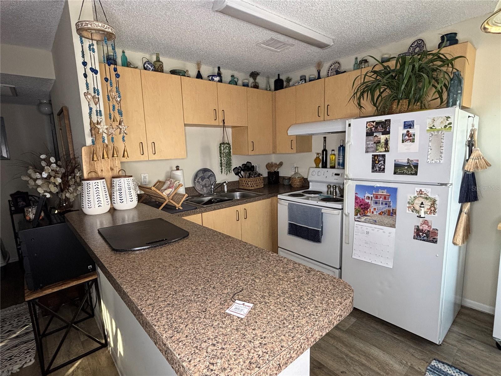 O6362456 Property Photo