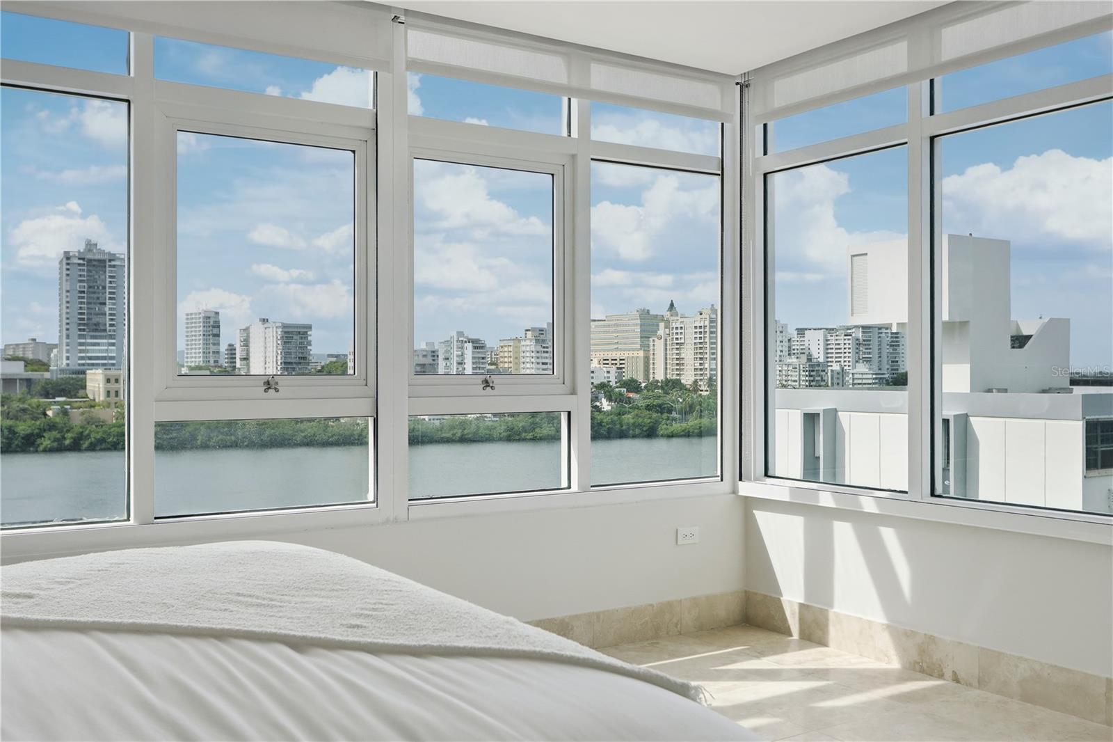 PR9117525 Property Photo