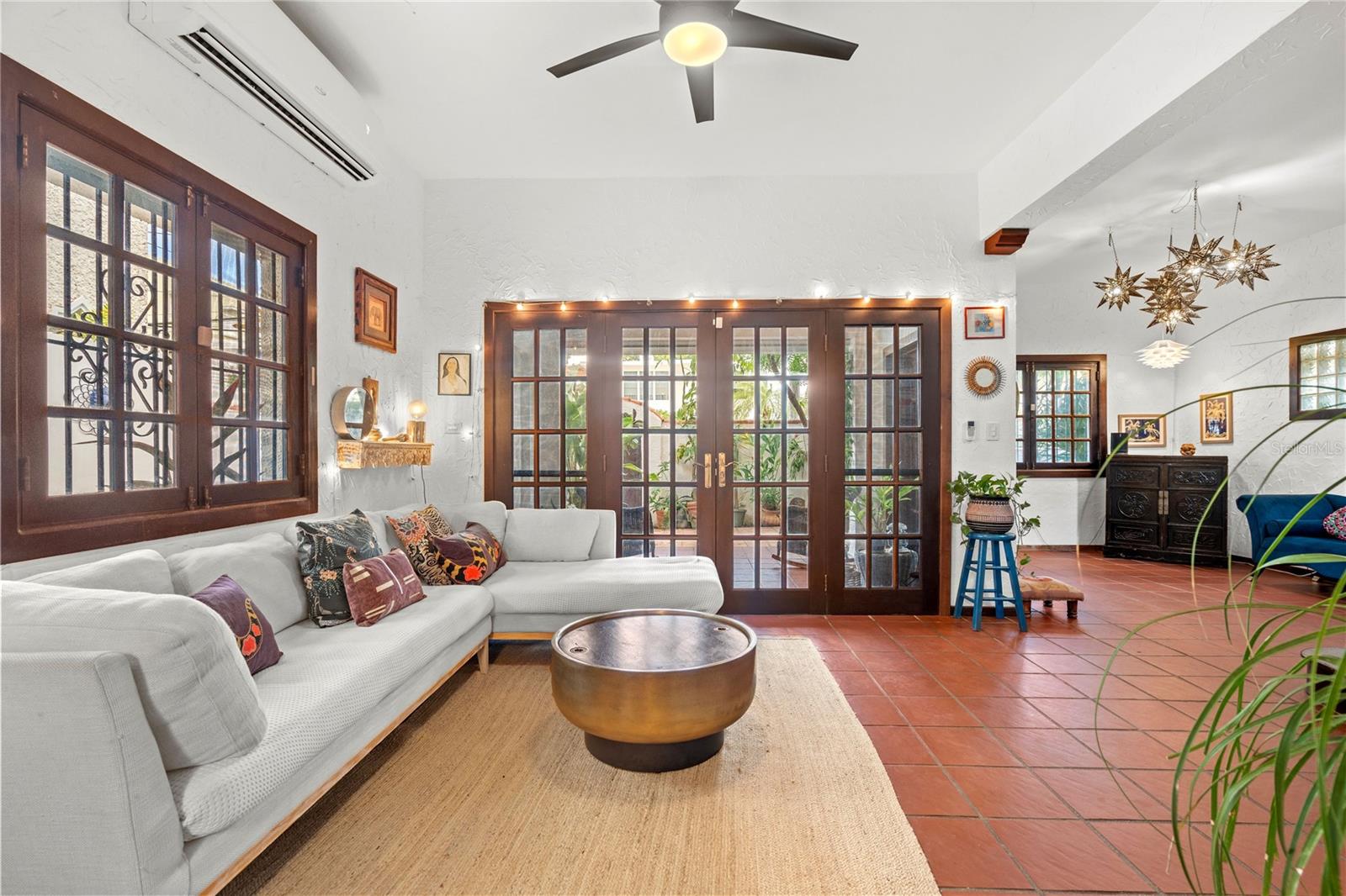 PR9117532 Property Photo