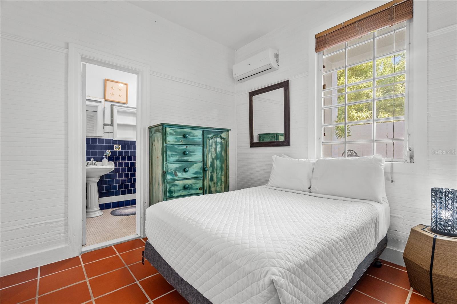 PR9117532 Property Photo