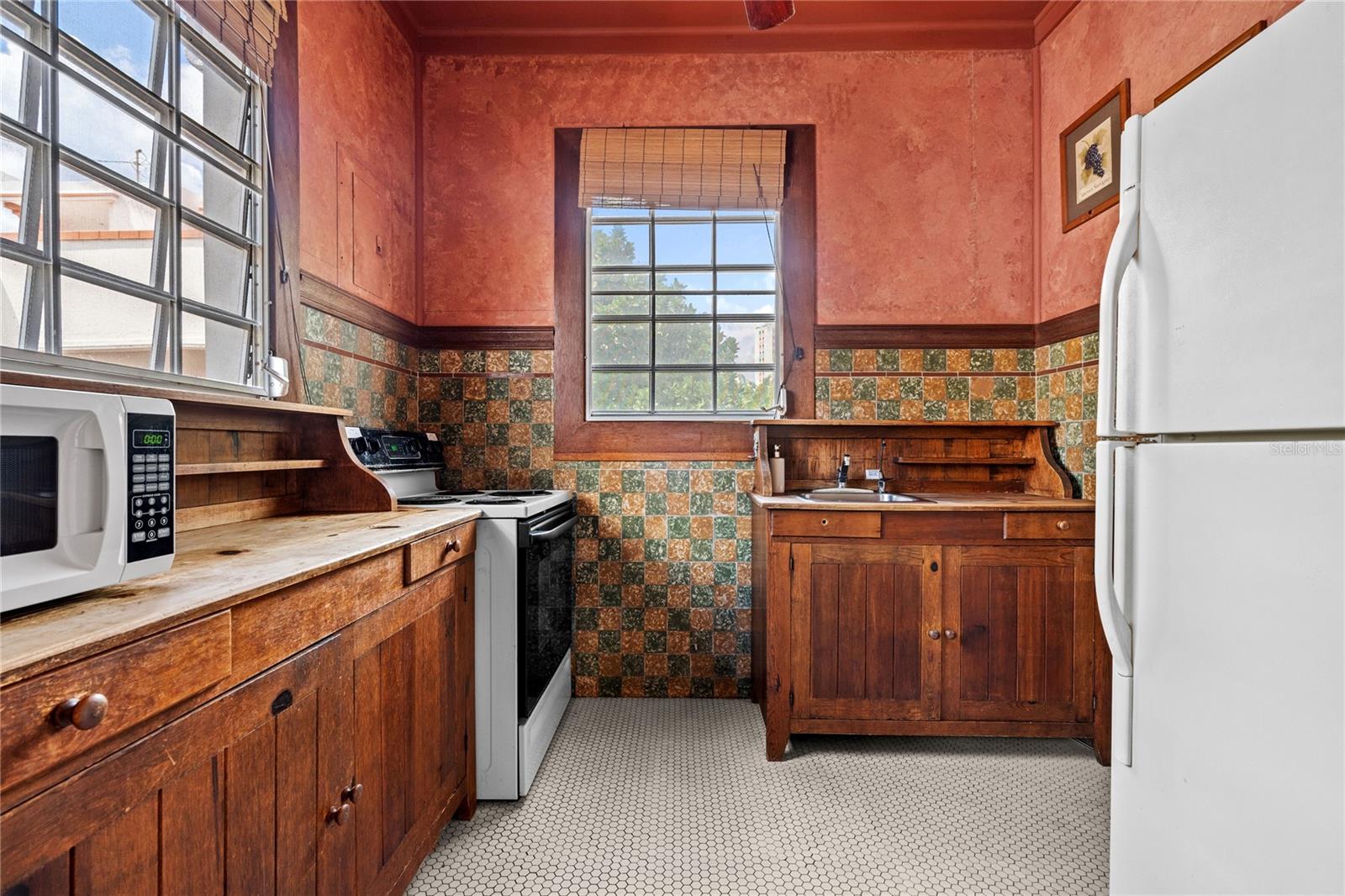 PR9117532 Property Photo