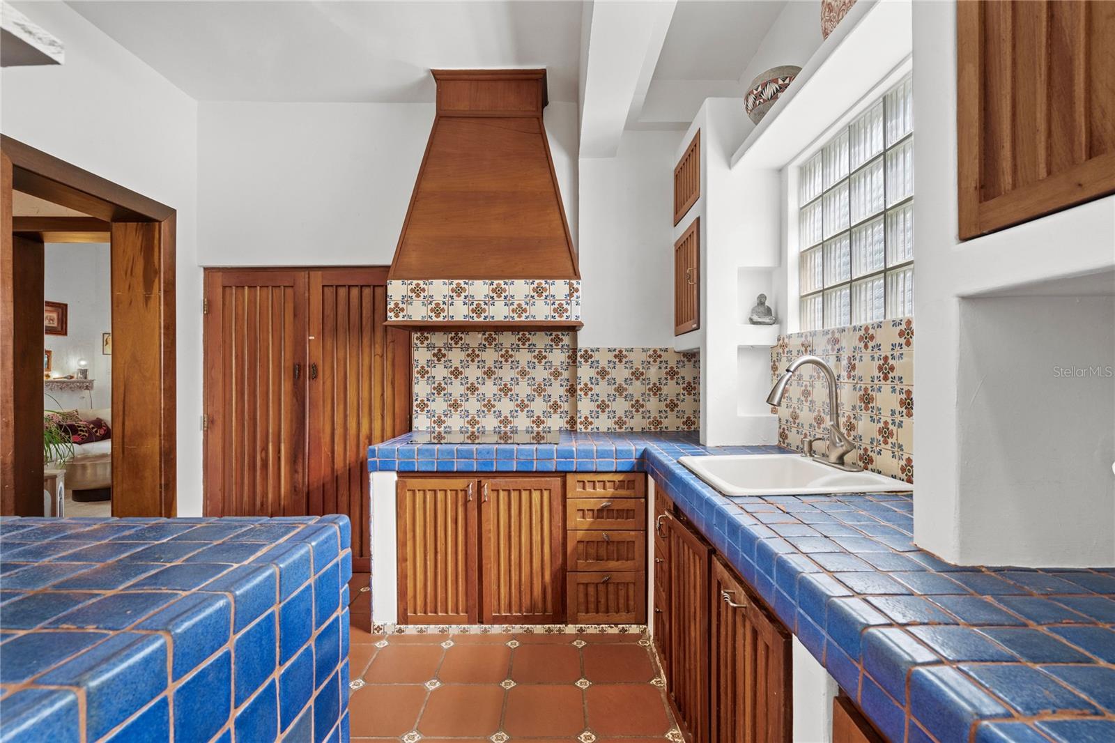 PR9117532 Property Photo