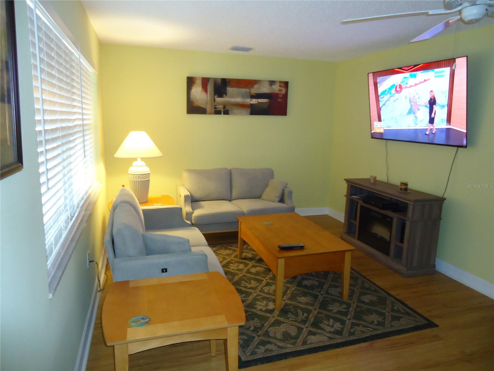 TB8450501 Property Photo