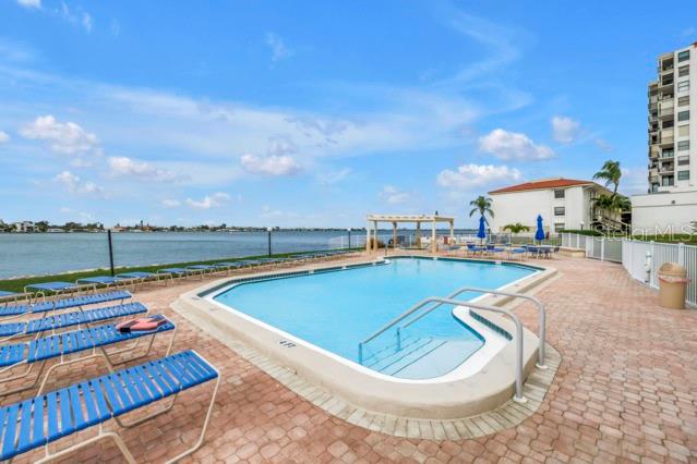 6279 SUN BLVD #304, ST PETERSBURG, FL, 33715