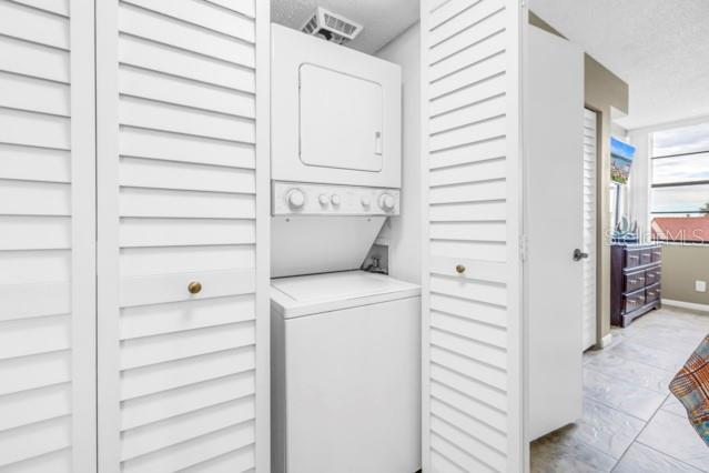 6279 SUN BLVD #304, ST PETERSBURG, FL, 33715