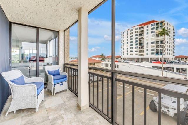 6279 SUN BLVD #304, ST PETERSBURG, FL, 33715