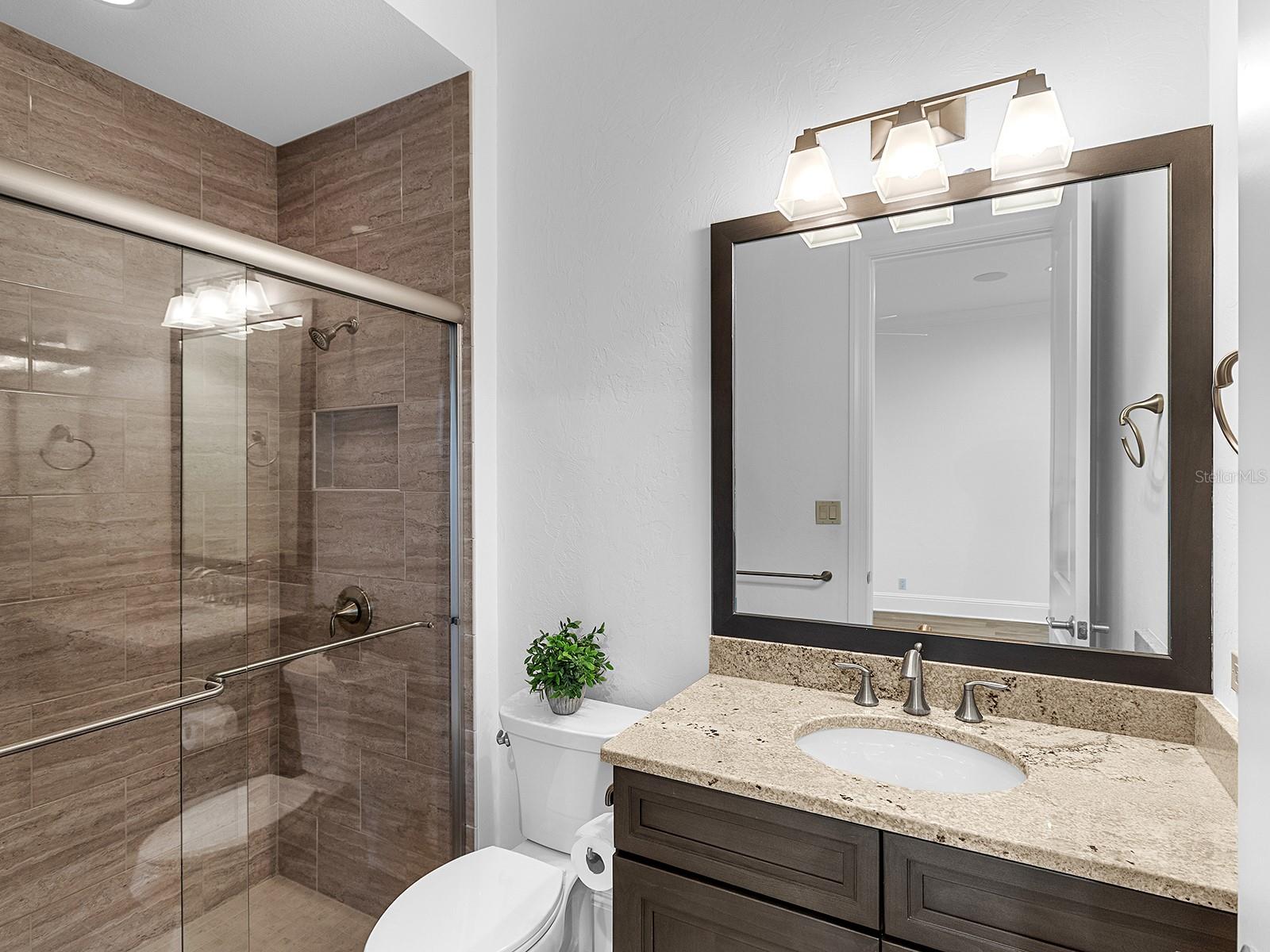 A4672950 Property Photo