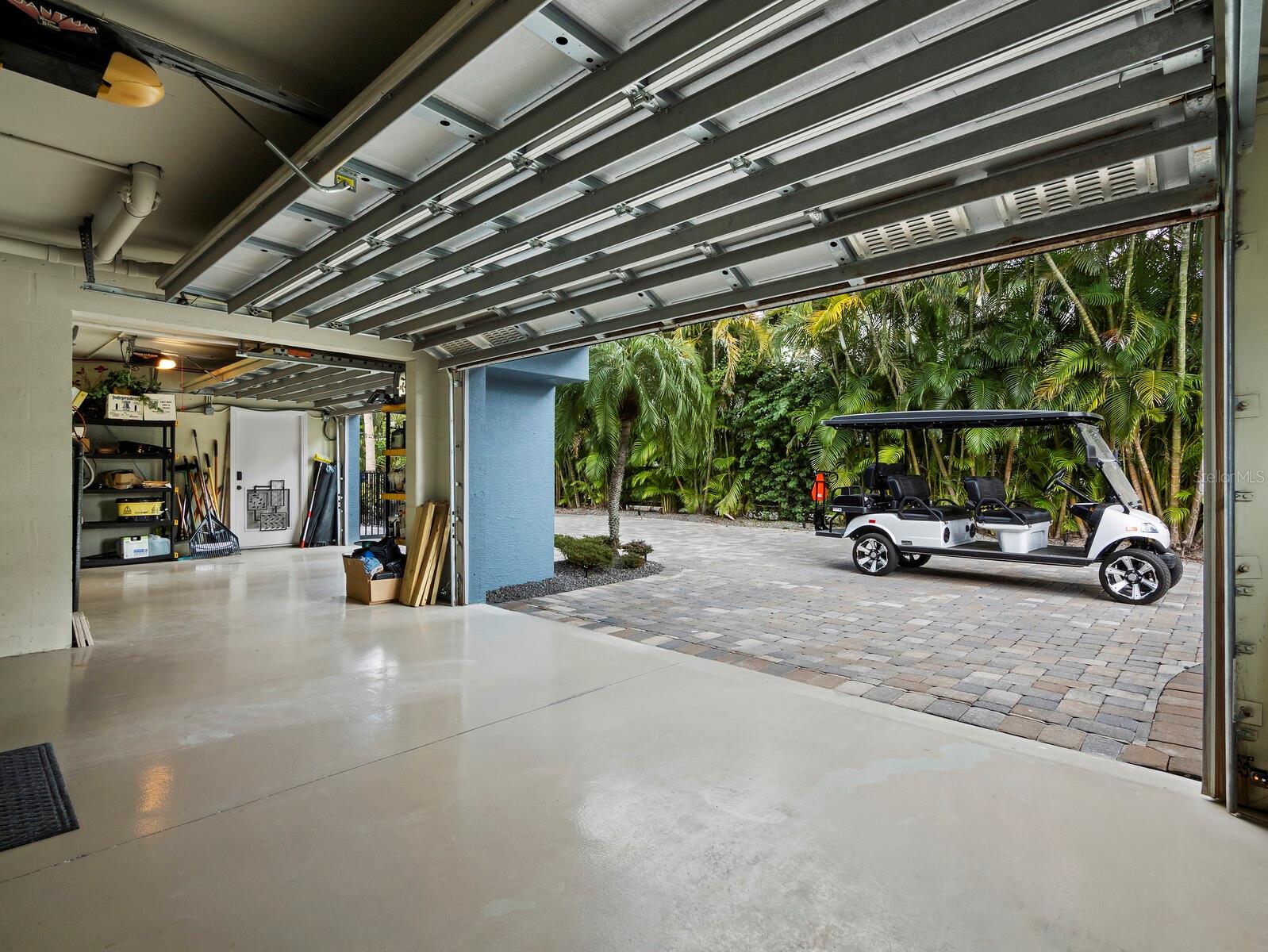 A4672952 Property Photo