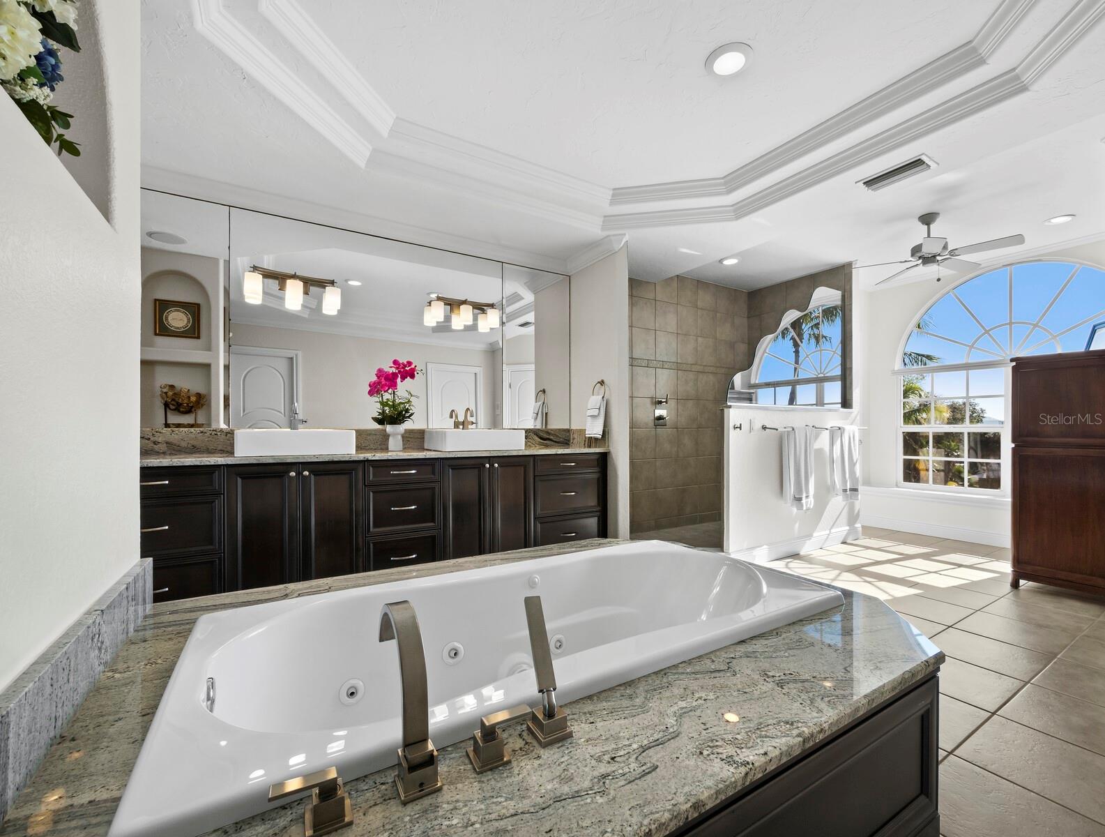 A4672952 Property Photo