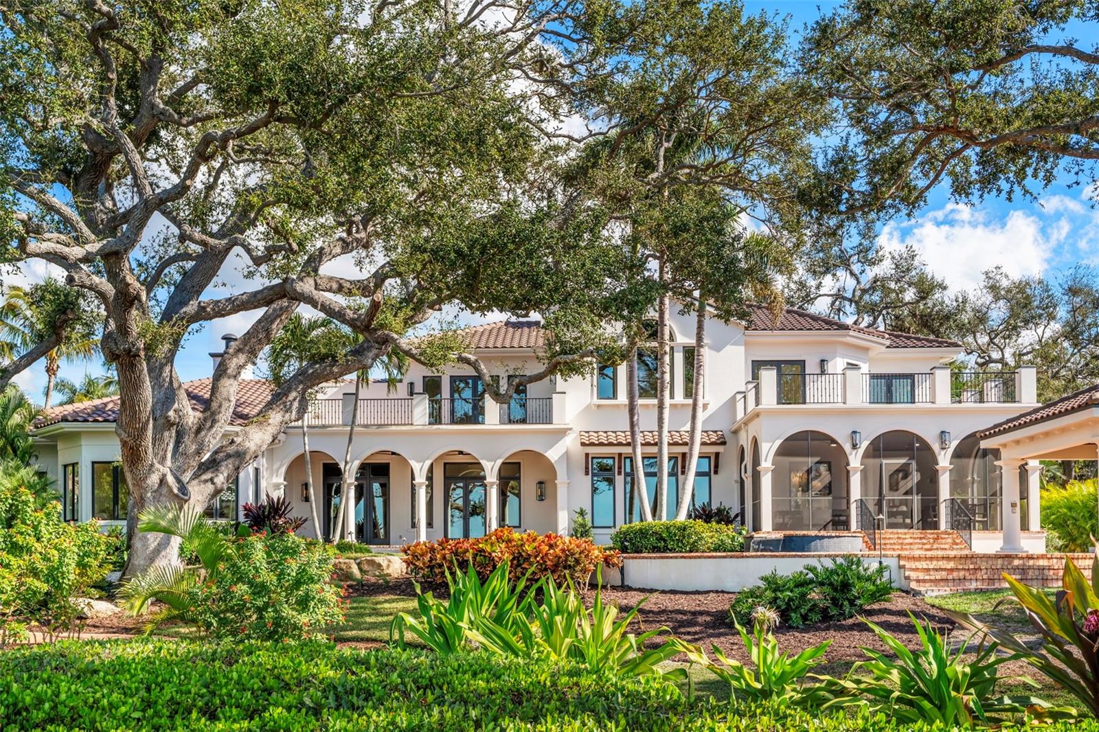 A4672971 Property Photo