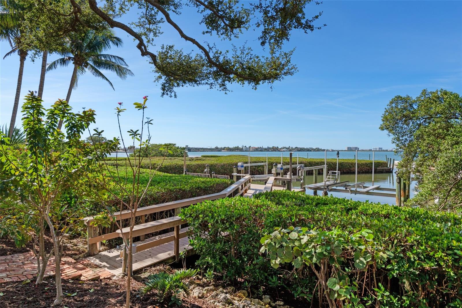 A4672971 Property Photo