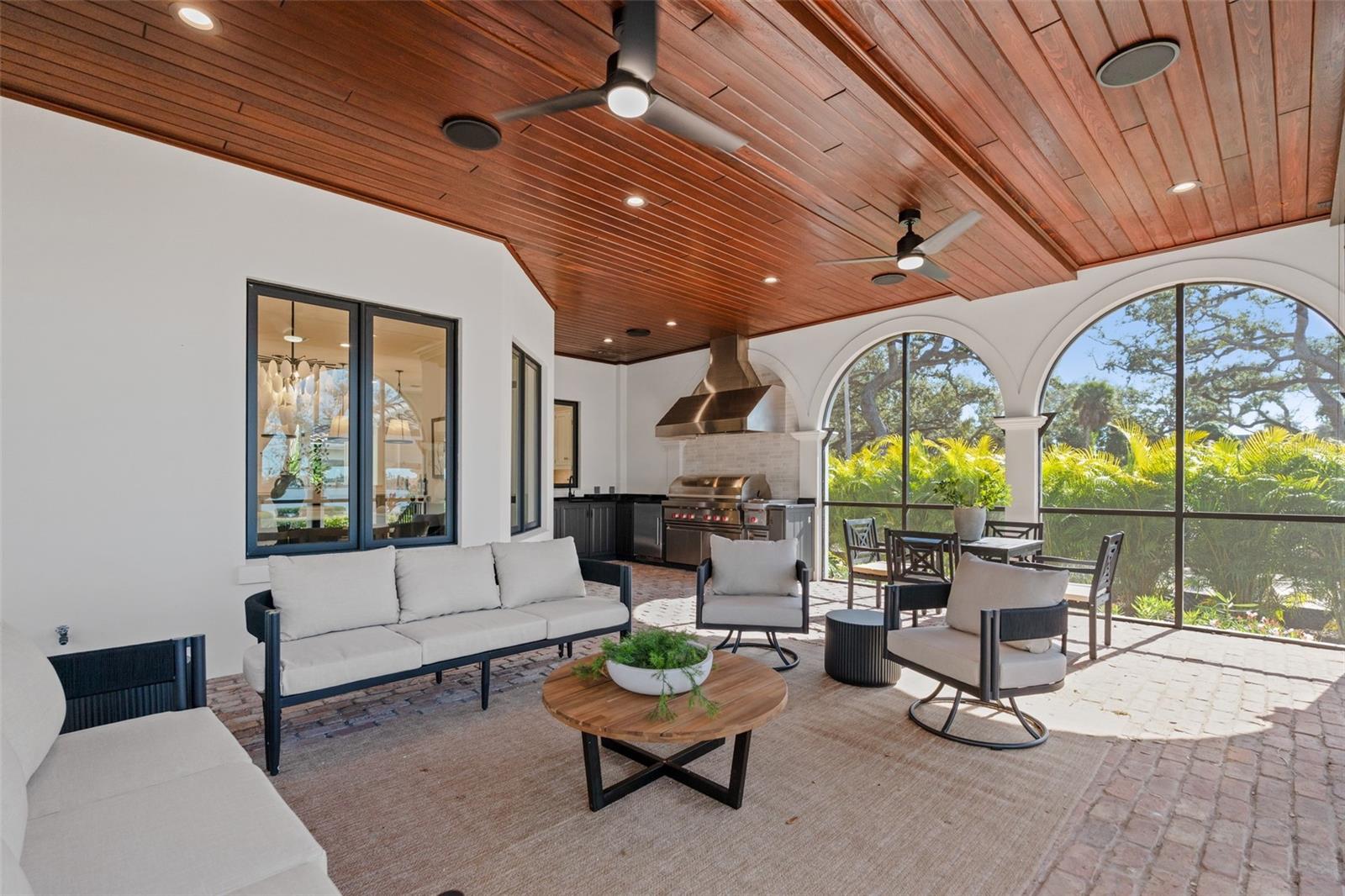 A4672971 Property Photo