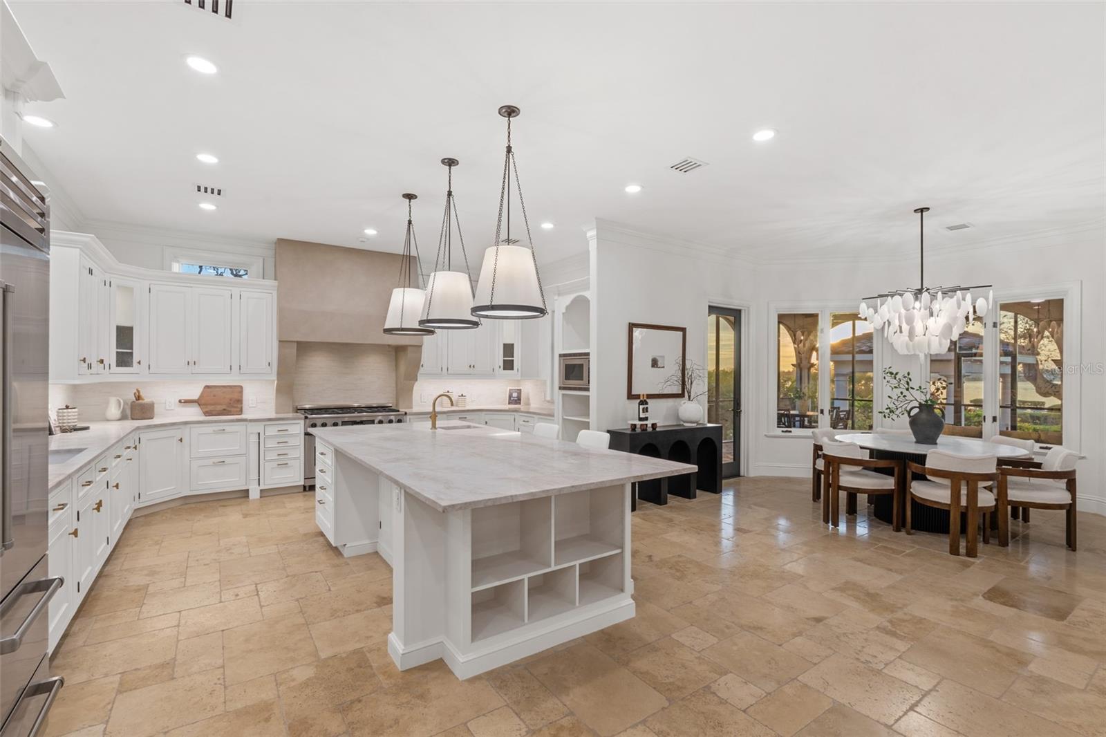 A4672971 Property Photo