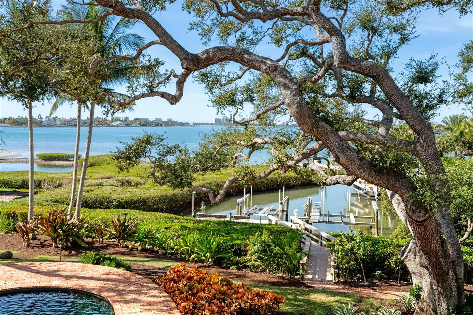 A4672971 Property Photo