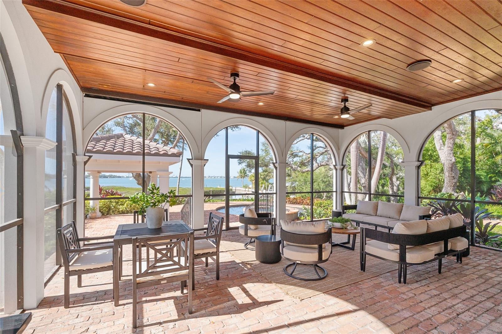 A4672971 Property Photo