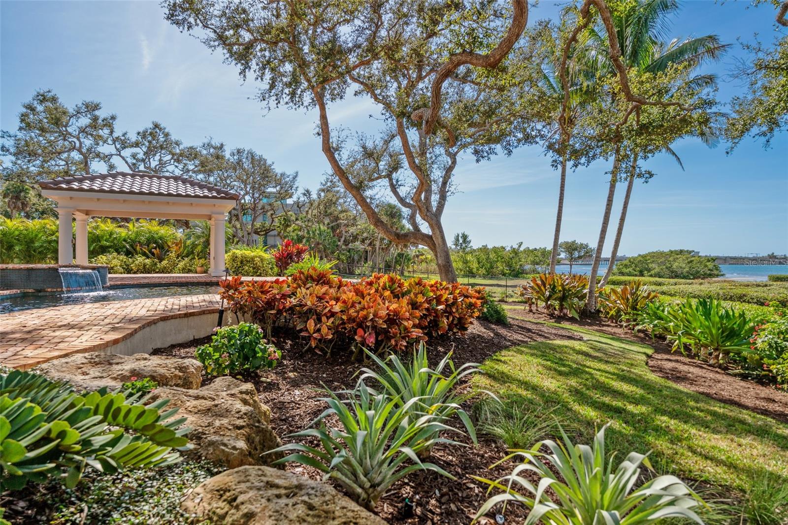 A4672971 Property Photo