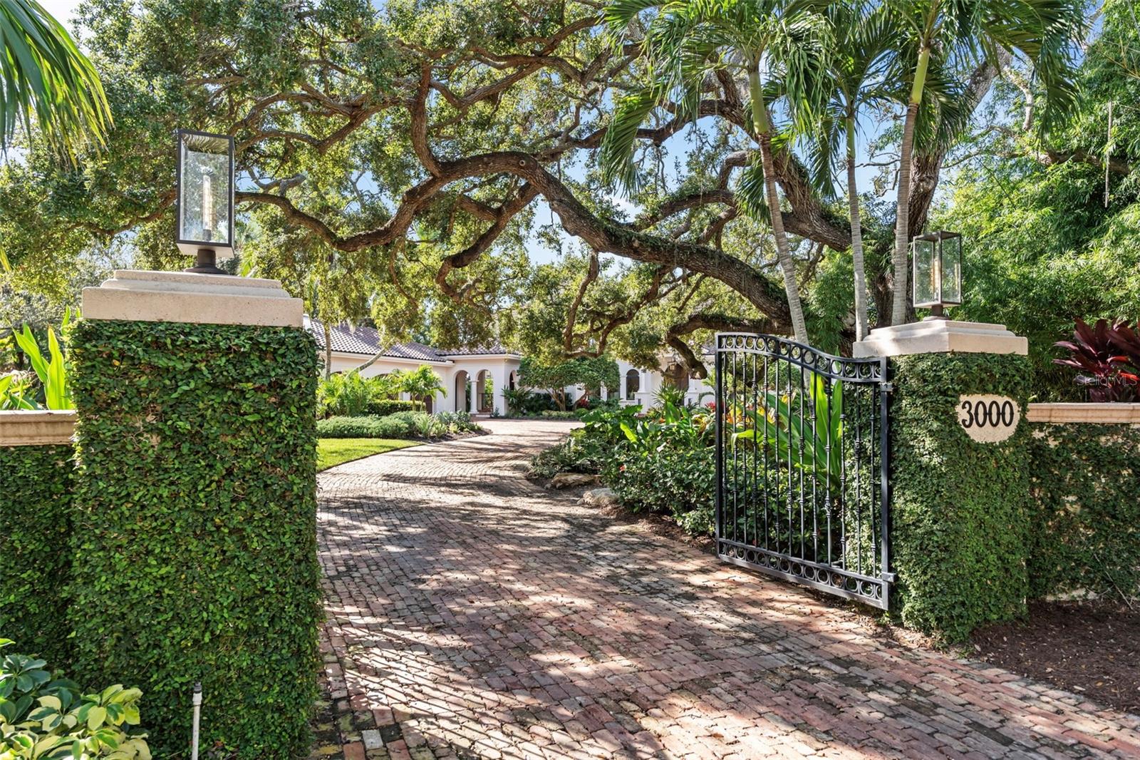 A4672971 Property Photo