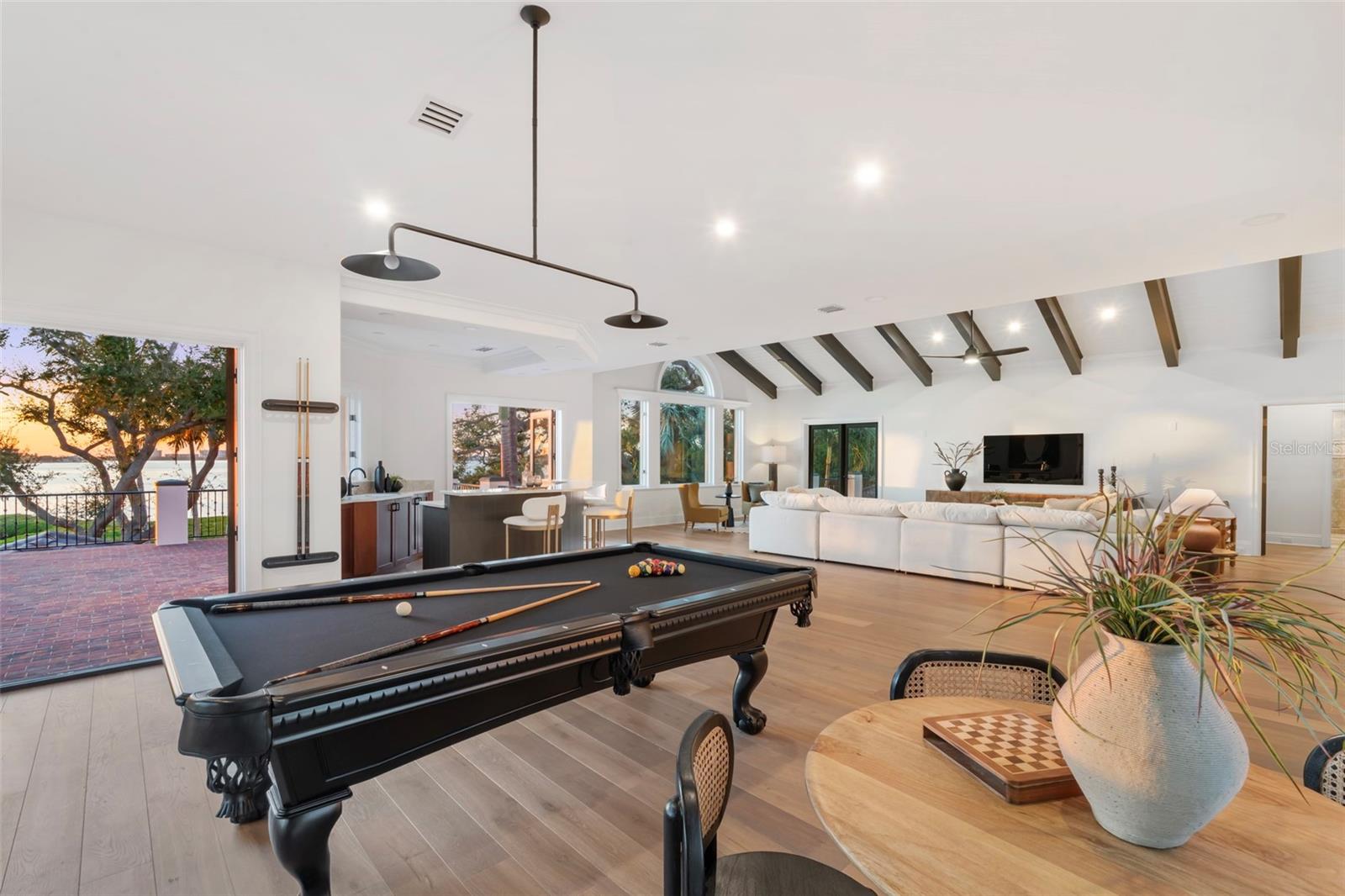 A4672971 Property Photo