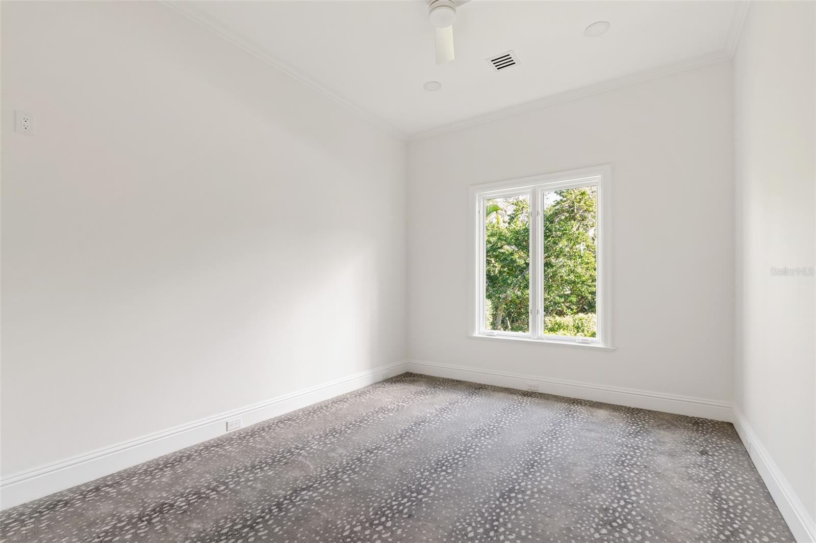 A4672971 Property Photo