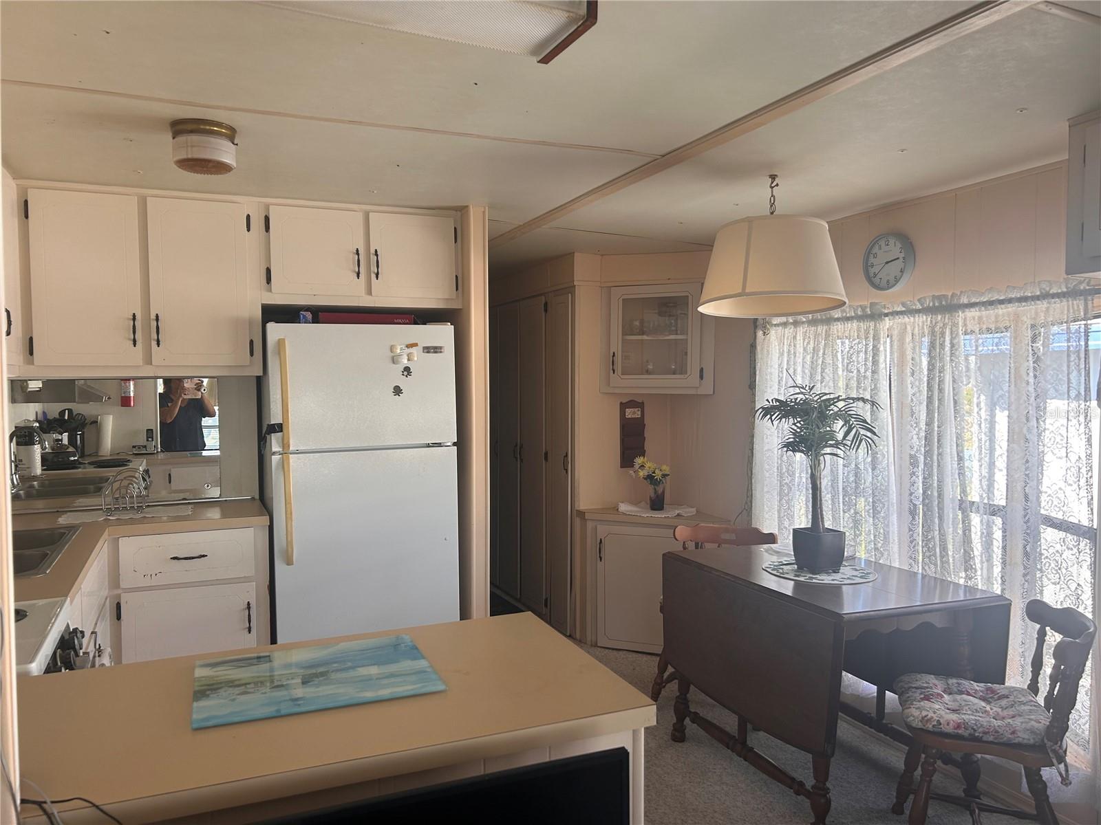 P4937108 Property Photo