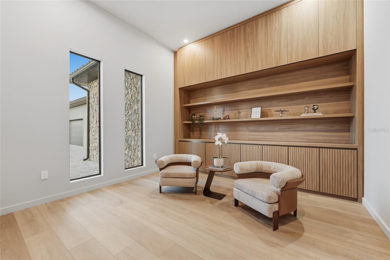 O6362592 Property Photo