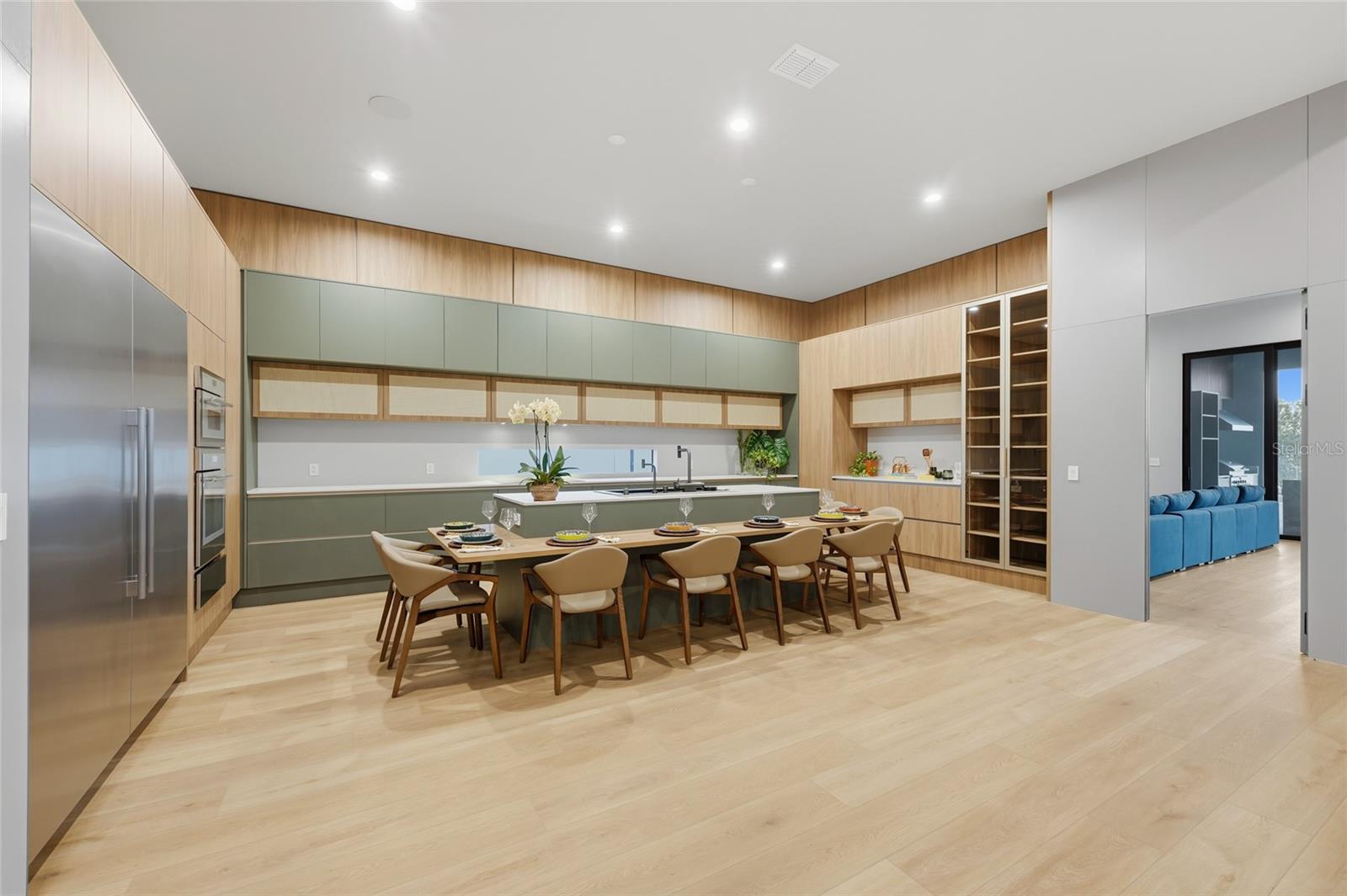 O6362592 Property Photo