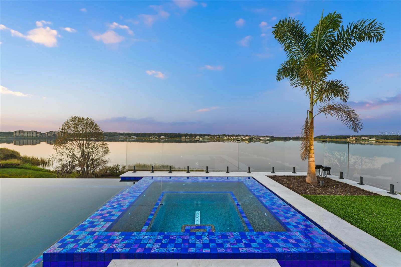 O6362592 Property Photo