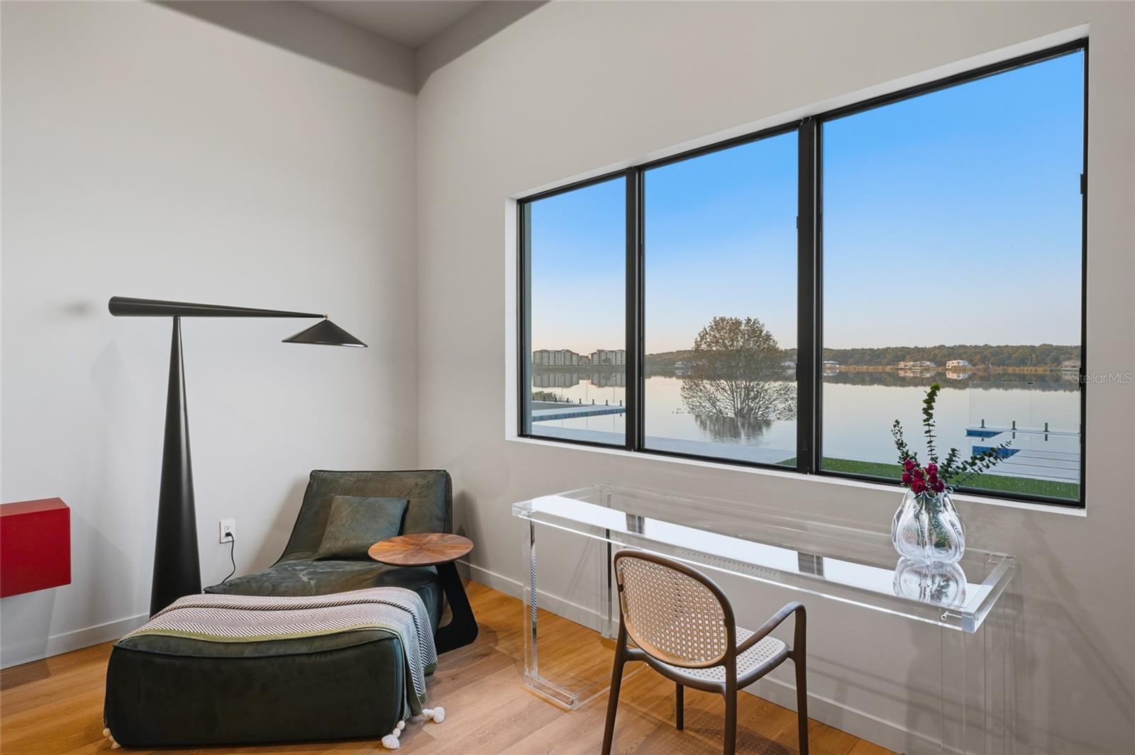 O6362592 Property Photo