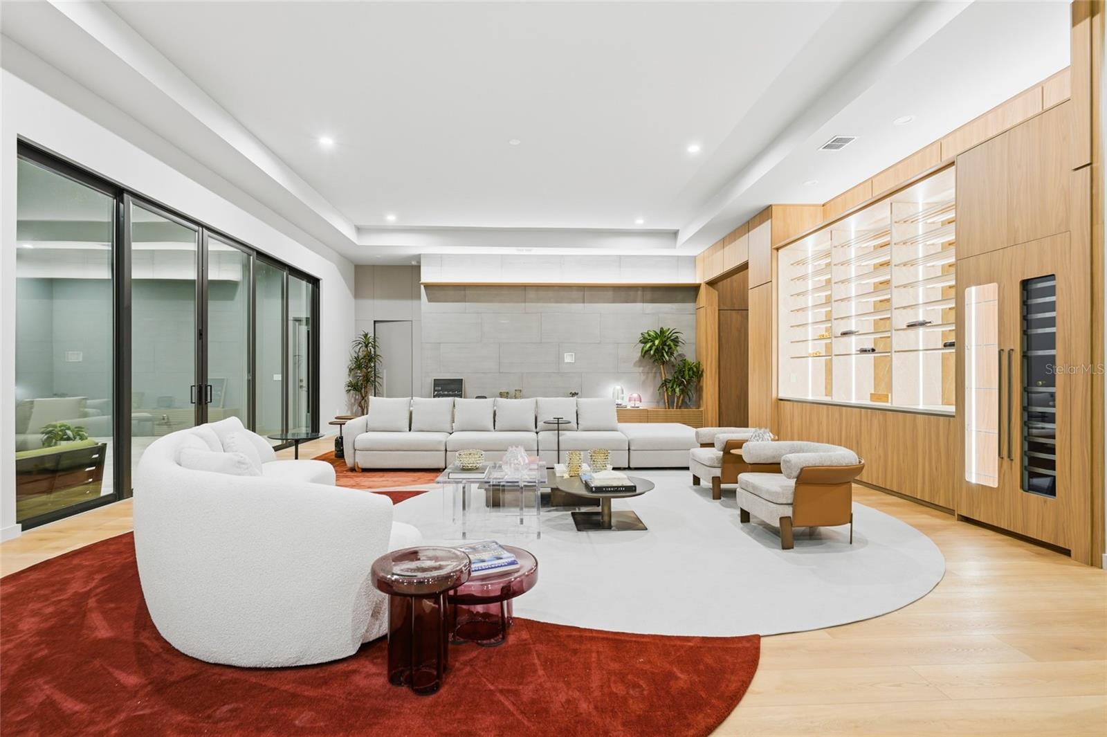 O6362592 Property Photo