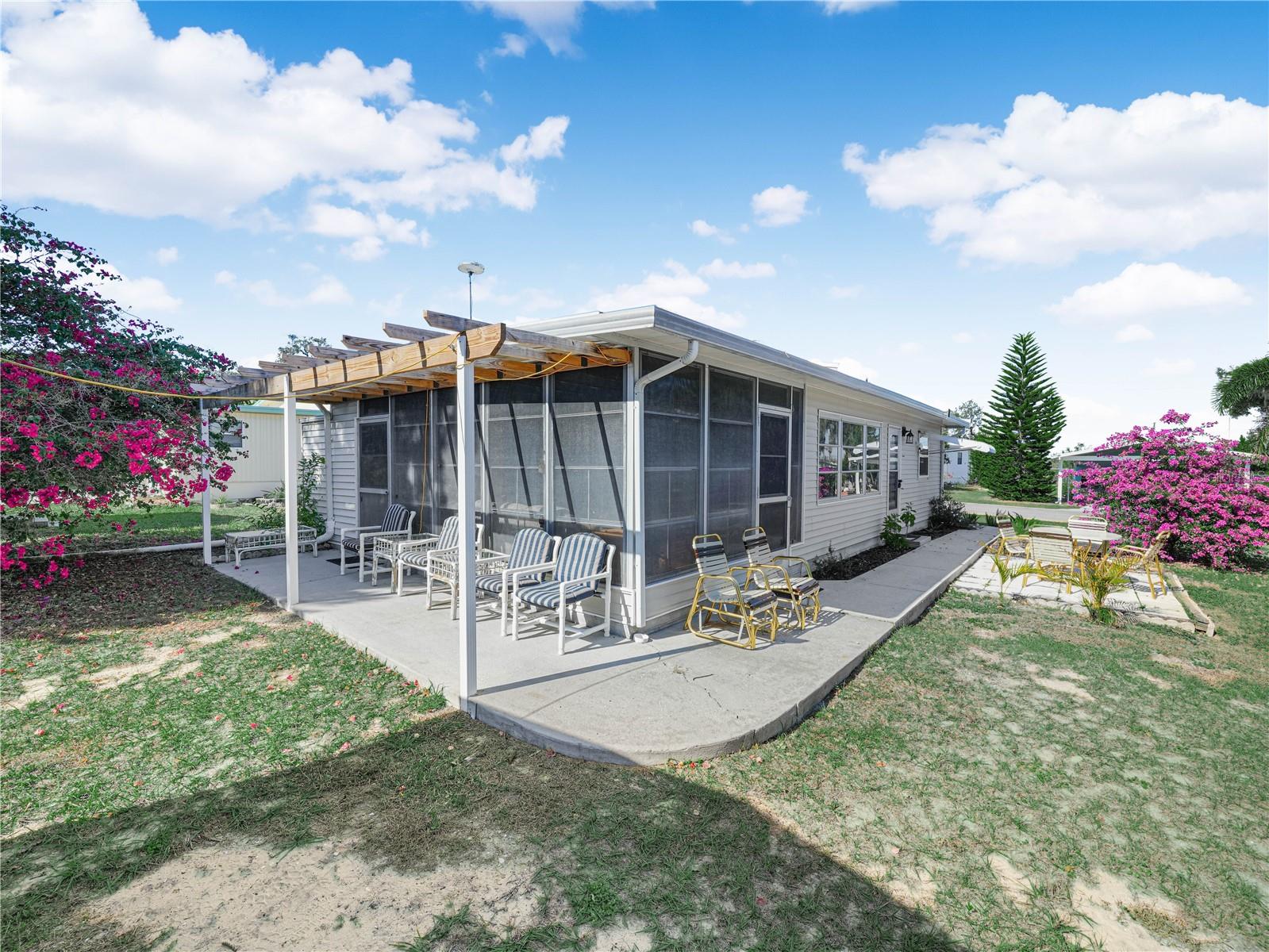 K4903148 Property Photo