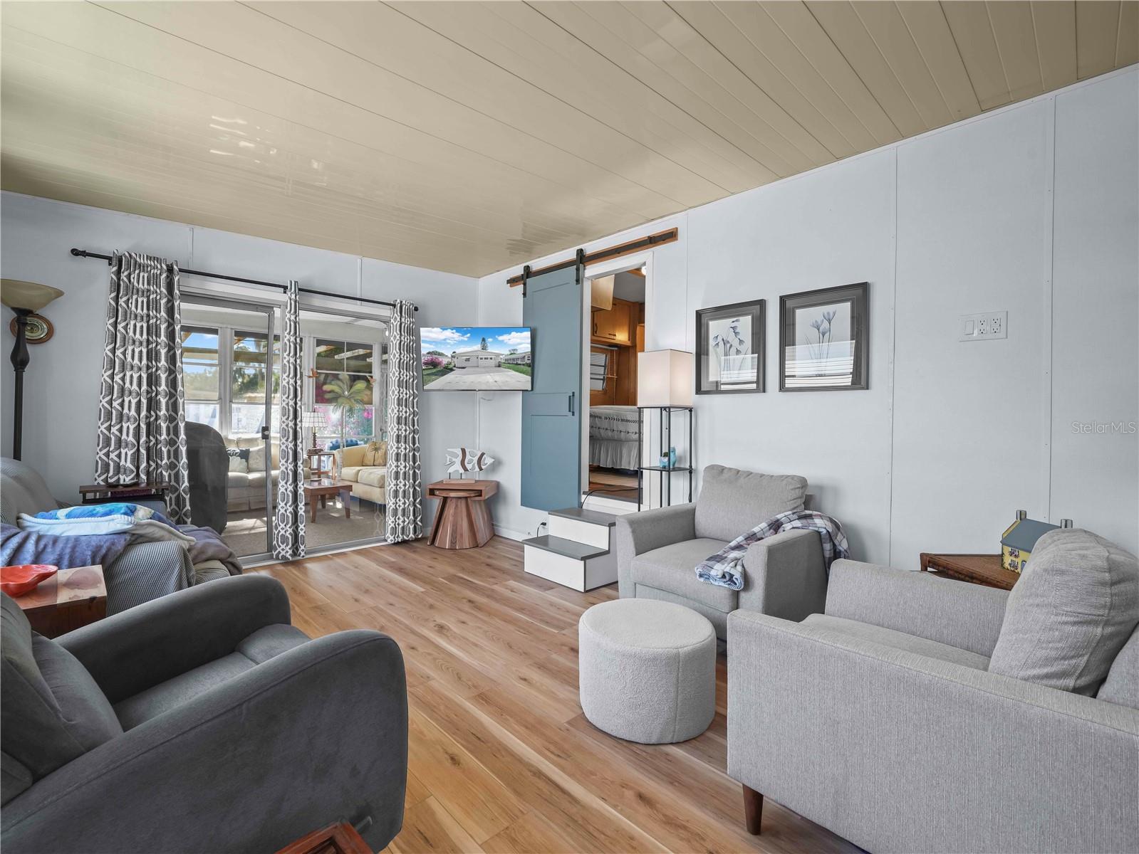 K4903148 Property Photo