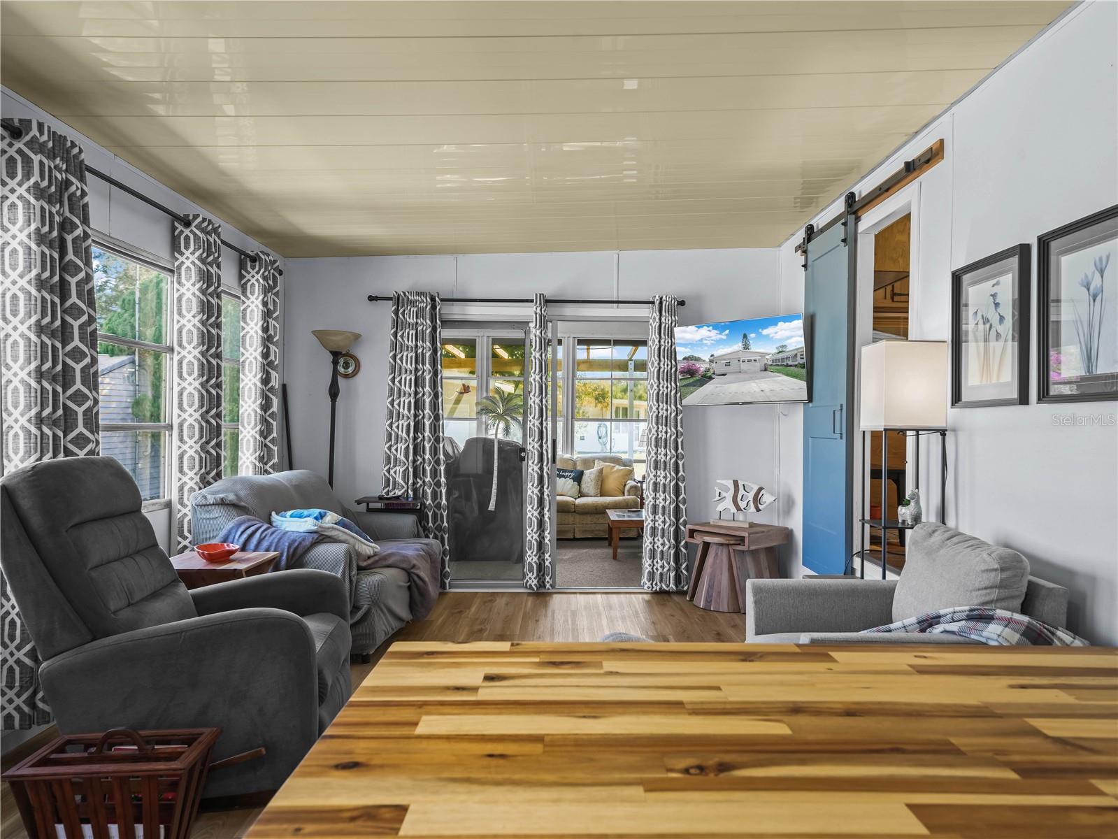 K4903148 Property Photo