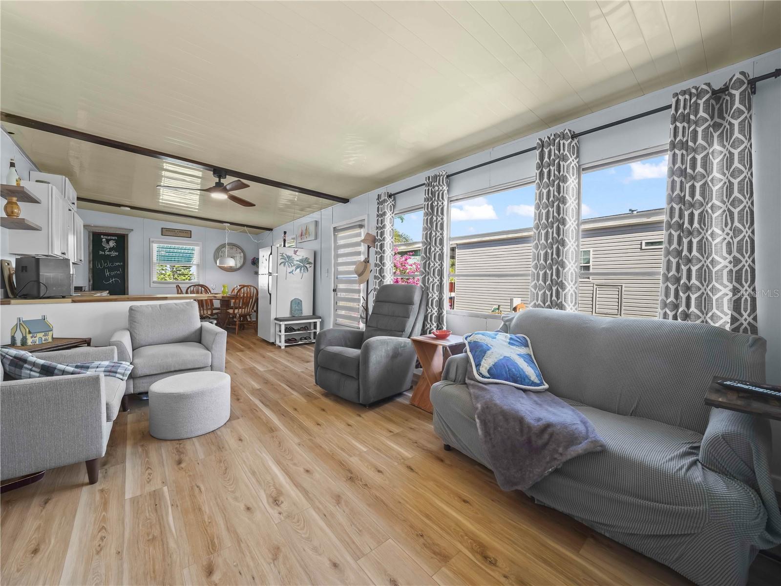 K4903148 Property Photo