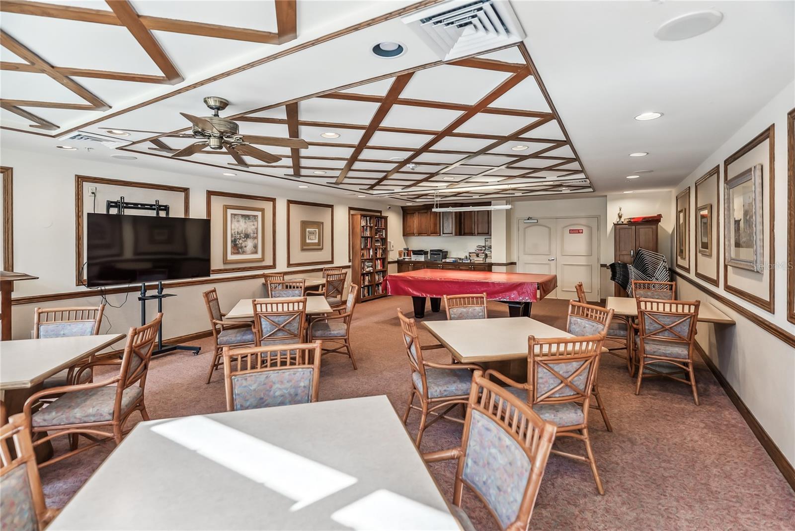 A4673028 Property Photo