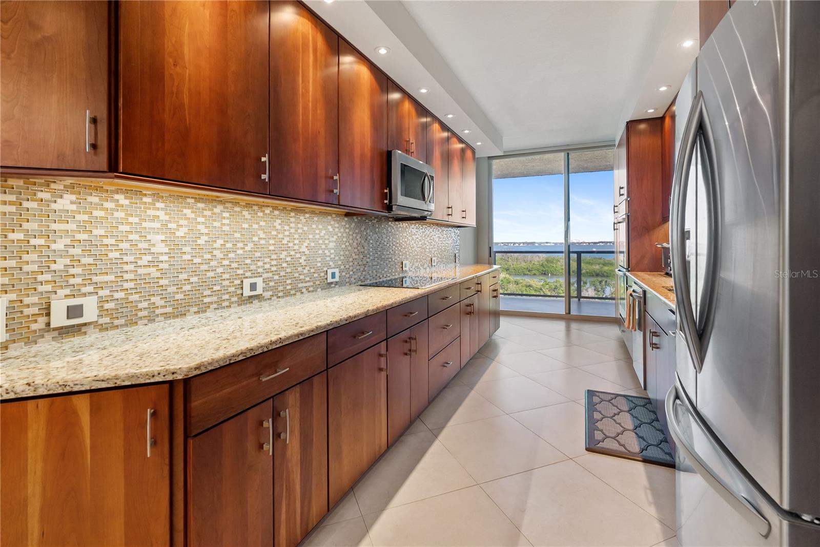 A4673028 Property Photo