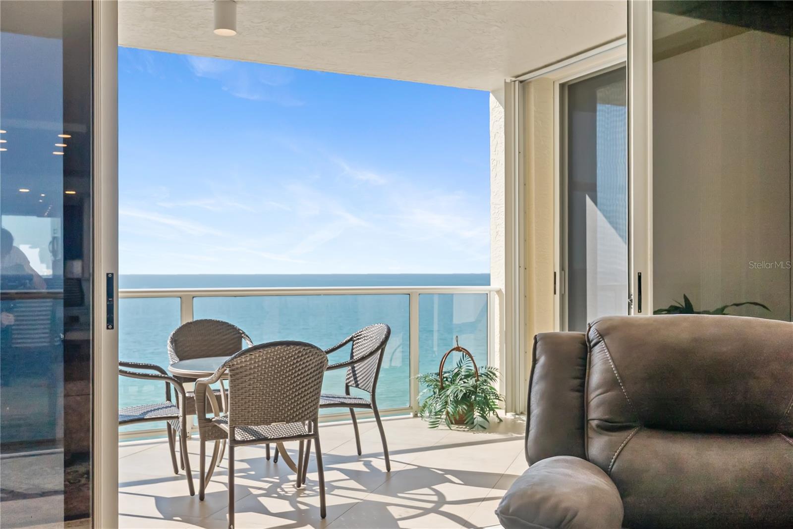 A4673028 Property Photo