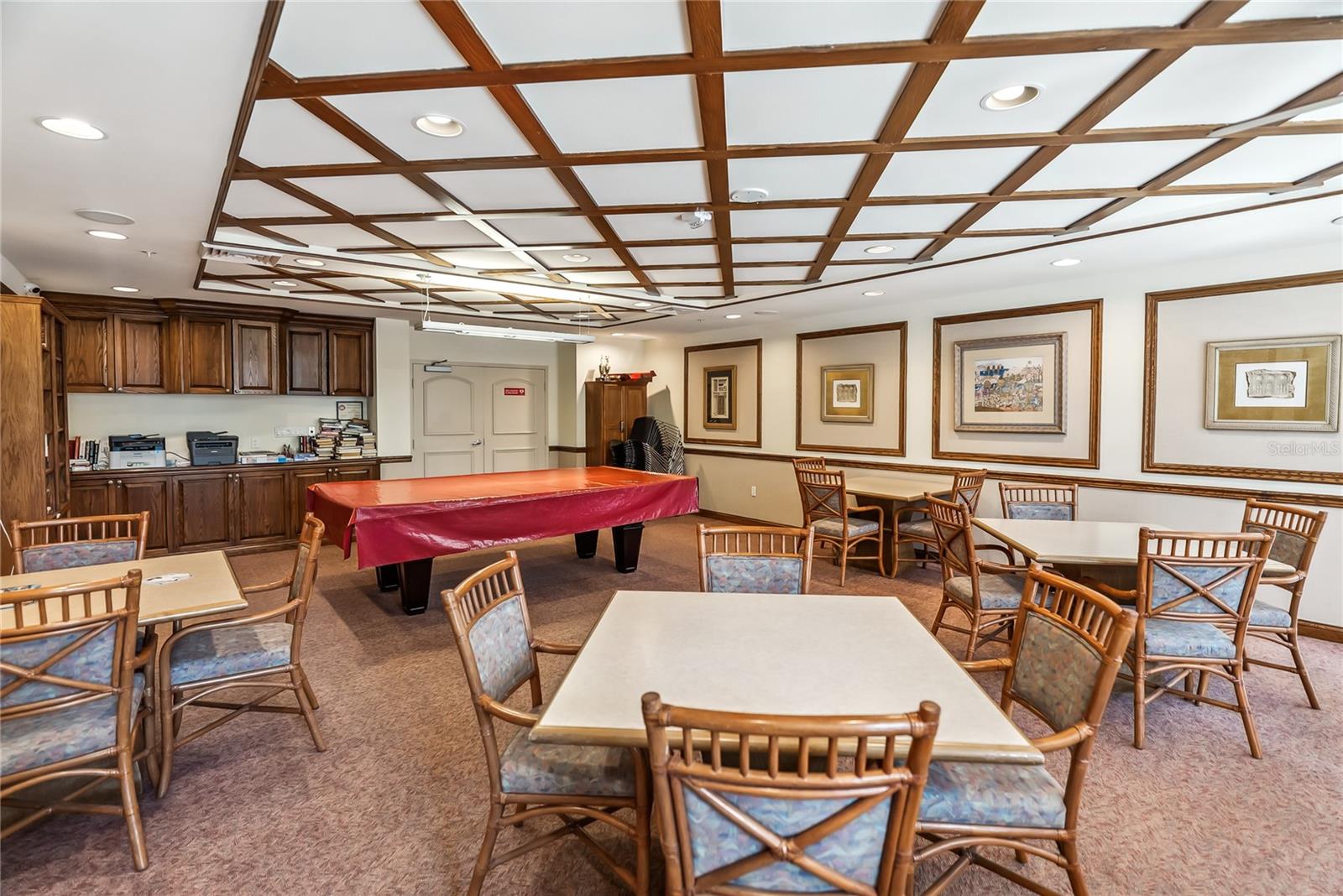 A4673028 Property Photo