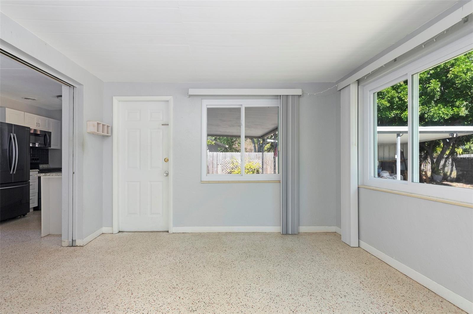 TB8450701 Property Photo