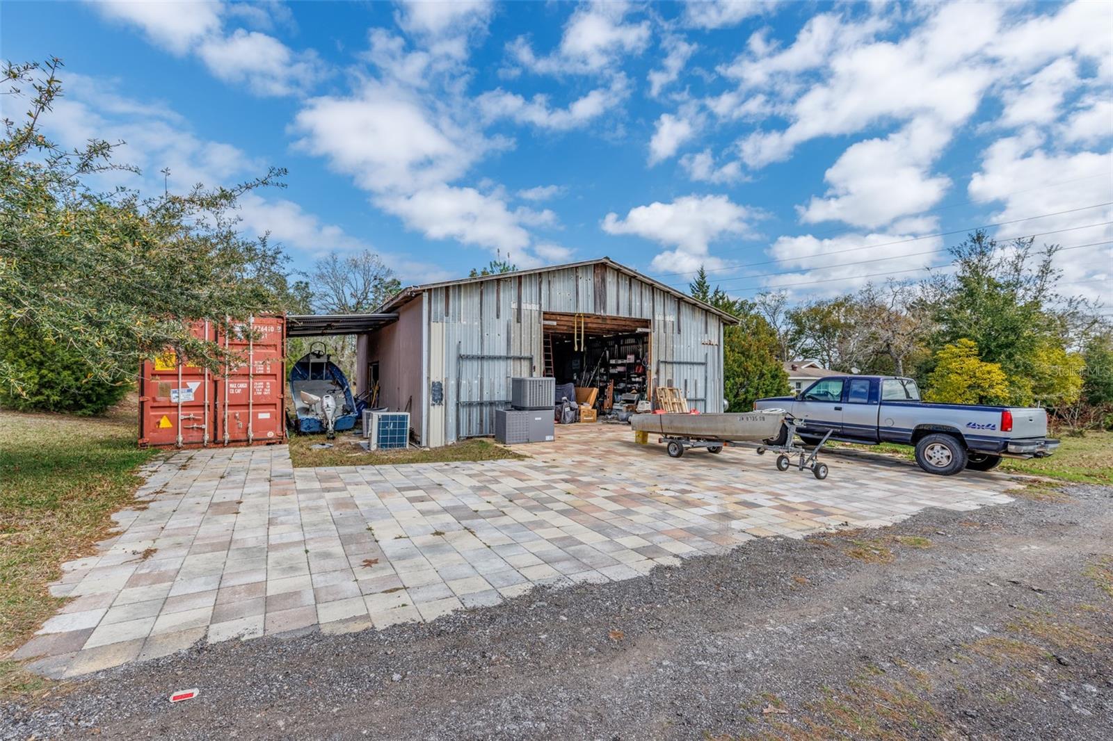 OM714040 Property Photo