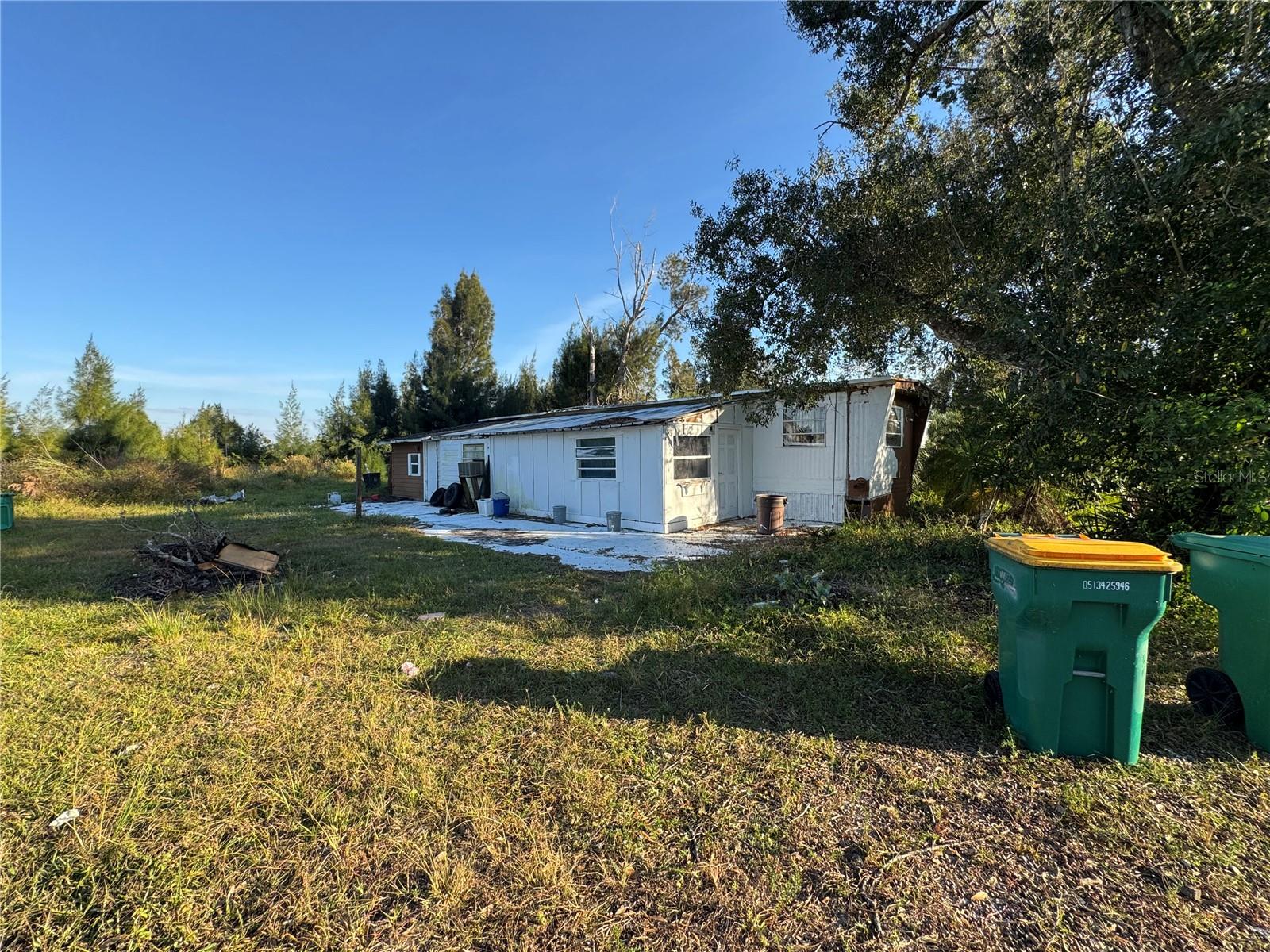 C7518102 Property Photo